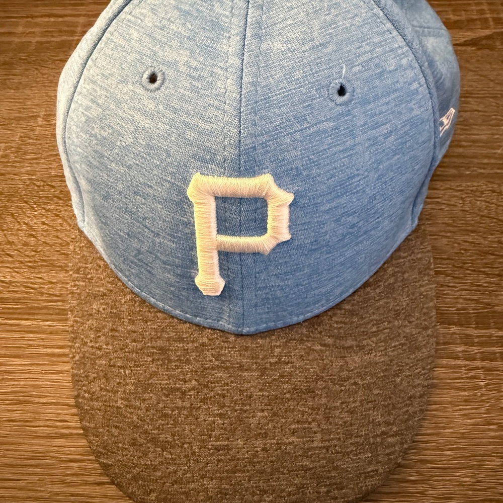 Pittsburgh Pirates Fitted Hat